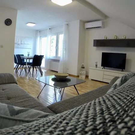 Lavanda Sumpetar Apartman *