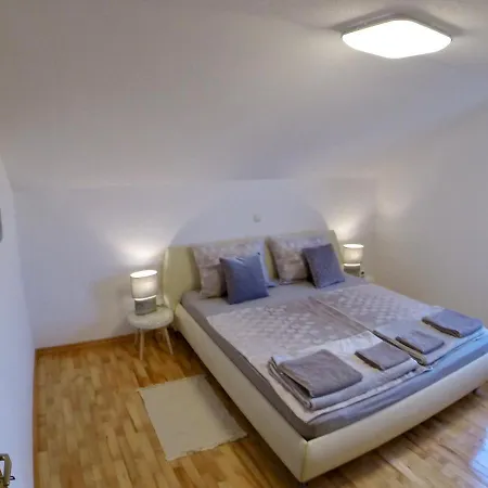 Lavanda Sumpetar Apartment Jesenice (Split-Dalmatia)